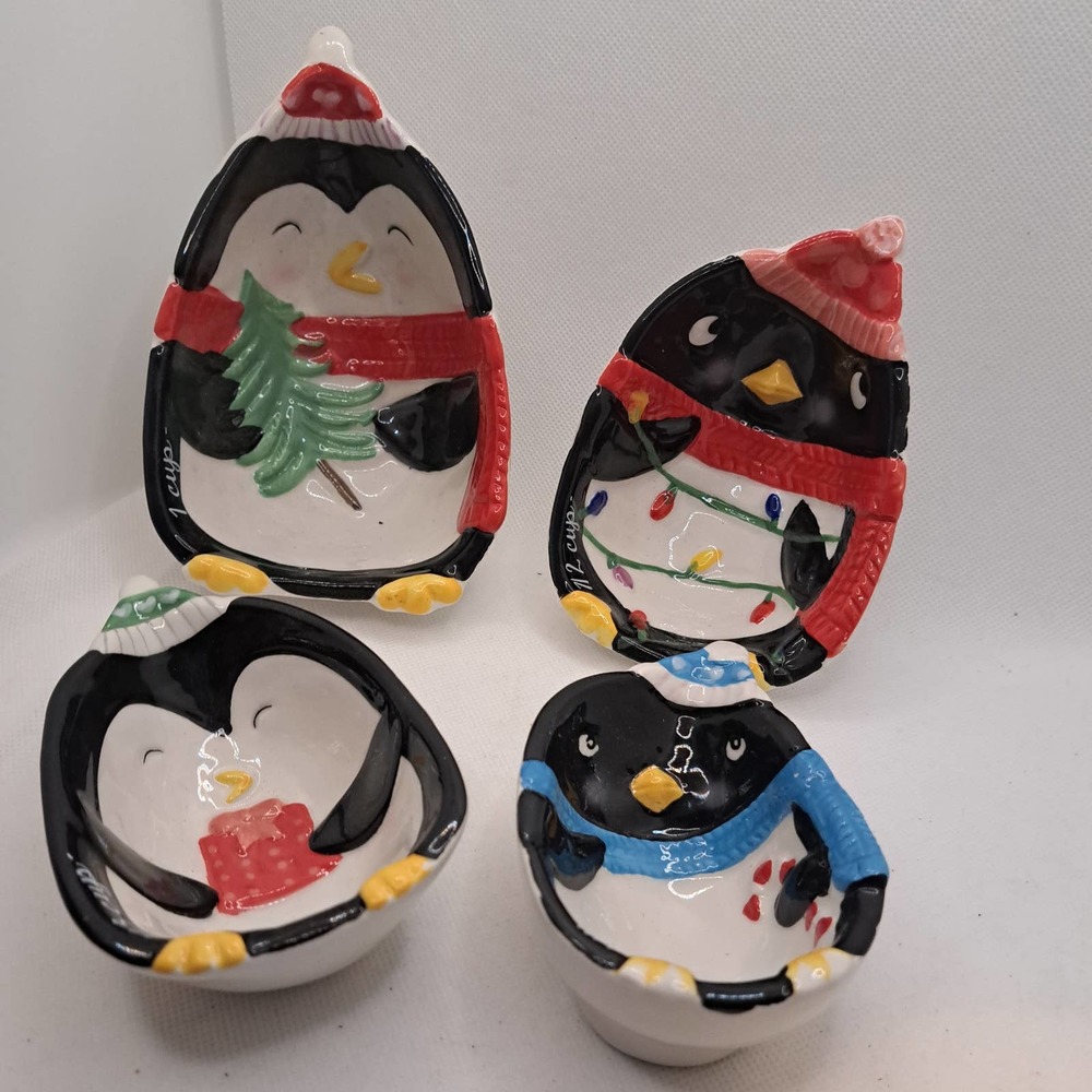 World Market Set Of 4 Ceramic Penguin Measuring Cups Holiday Christmas